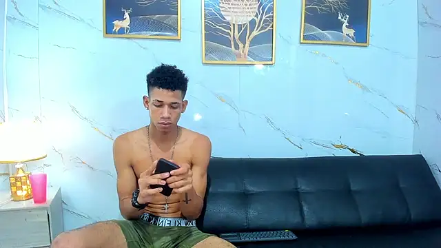 Ladhy_sweet Adlı Modelin Web Kamerası Şovu