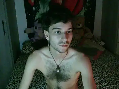Chatroom XXX en direct de Adrien_polo