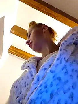 kylie_blck Chat XXX in diretta