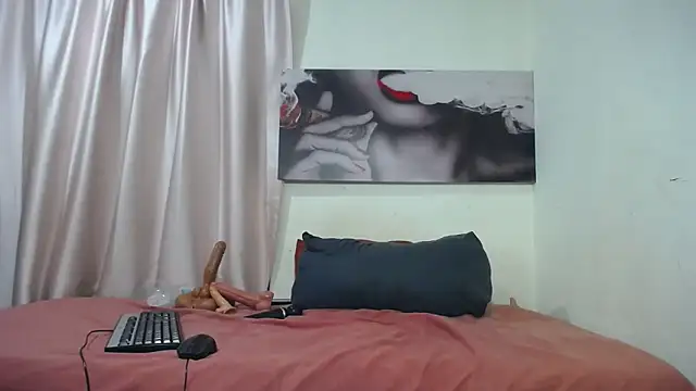 Kelly-001's Live XXX Chat