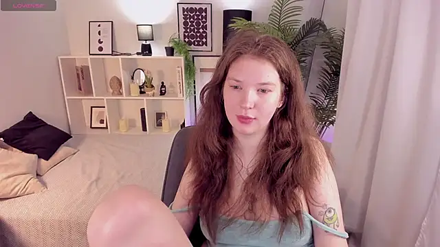 Luna_Tide Chat XXX in diretta