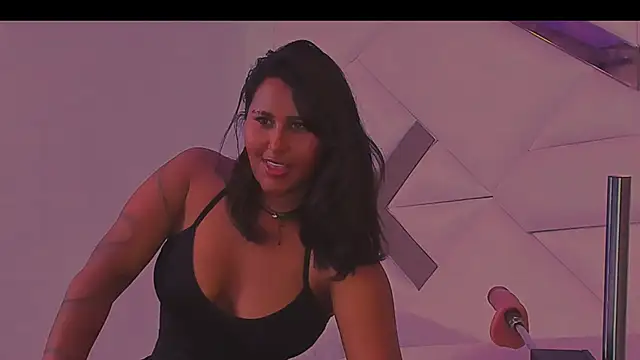دردشة StormyButty18 الجنسية المباشرة
