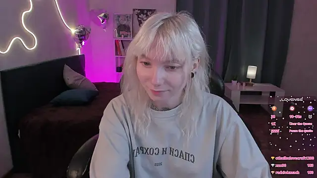 XXX chat uživo modela tattoo_art_baby