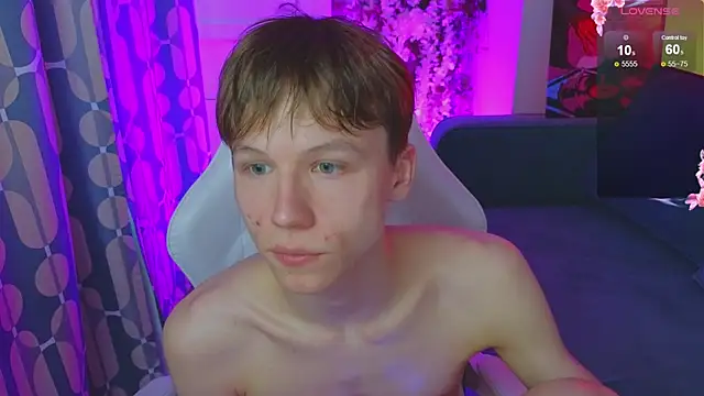 Chatroom XXX en direct de cuMte_boy