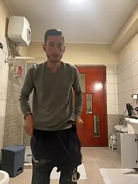 Gionnytav Show in webcam