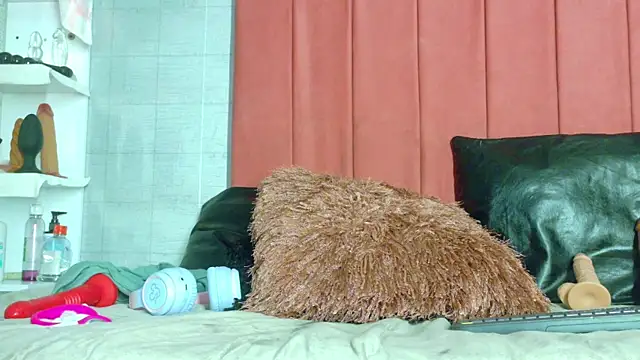 DaniaMarcell Chat XXX in diretta