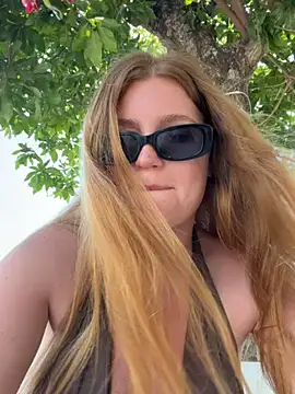 Carammelstorm's Live XXX Chat