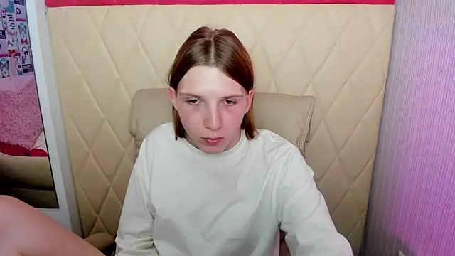 Show modela xSophieexx na web-kameri