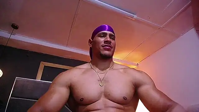 Chatroom XXX en direct de teddyfit19cm