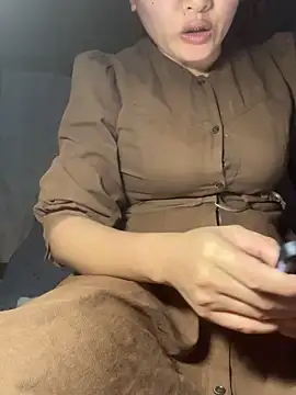 daaqnn 在線直播表演