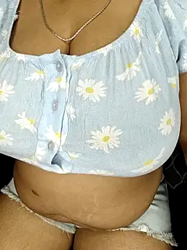 Curvy_Pooja 现场XXX聊天