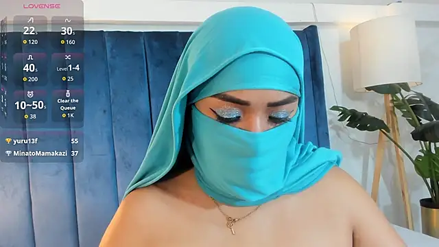 fatimarab__ élő XXX-chatje
