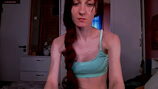 bzzz_bzzz's Live XXX Chat