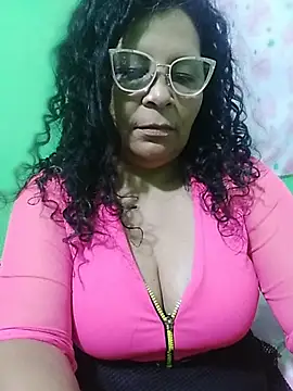 Amarantha25's Live XXX Chat