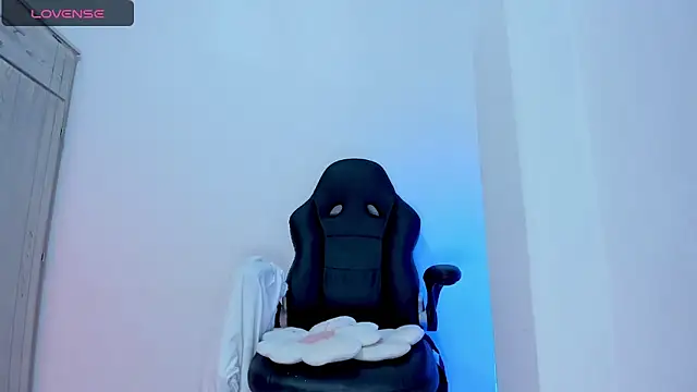 tylernova 라이브 XXX 채팅