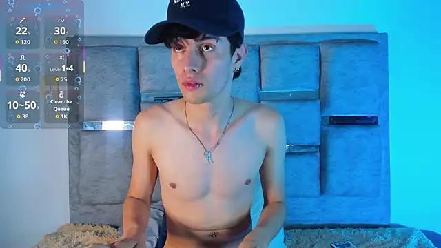 axxxel_twink Show Webcam