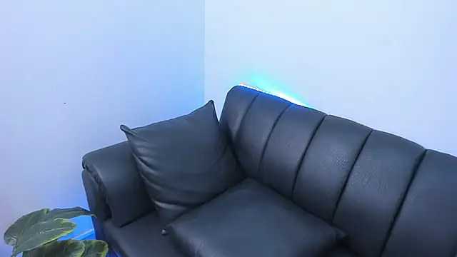 Dark_Valentino_ 网络视讯表演