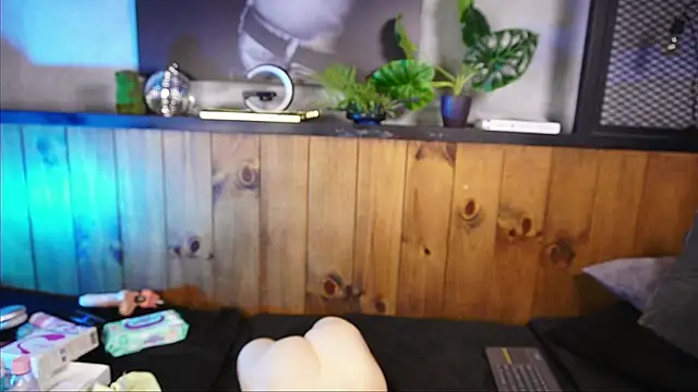 andrewortix Chat XXX live