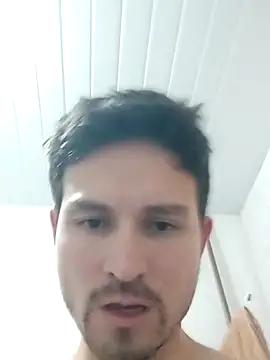 Joelcio19cm webkamerás műsora