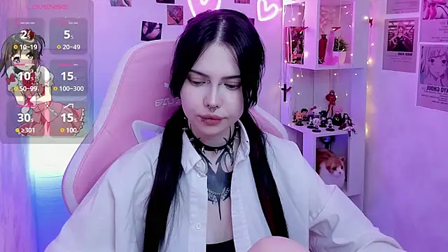 Morana_Batt élő XXX-chatje