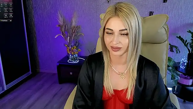 NikkiiStill – Naživo XXX chat