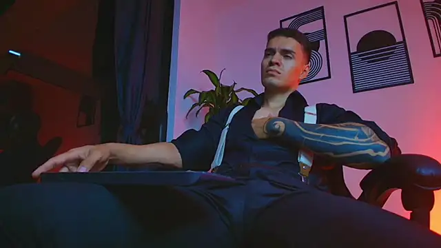 ALPHA_DOMINUS_ – Kamerová šou