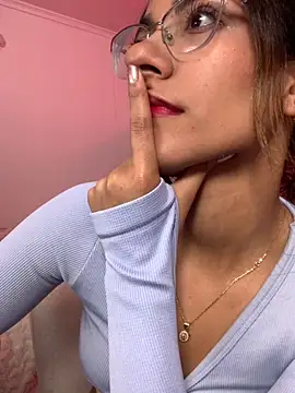 XXX chat uživo modela elegant__rouse