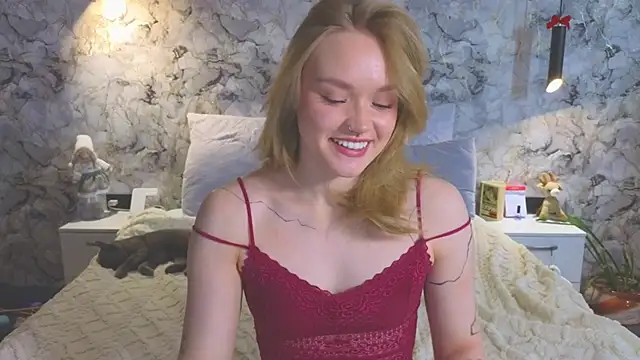 Aurora_Golden1 লাইভ XXX চ্যাট