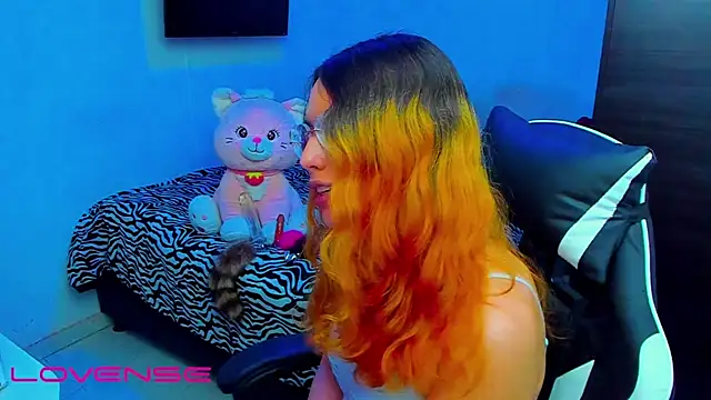 lillykittyyyのウェブカメラショー