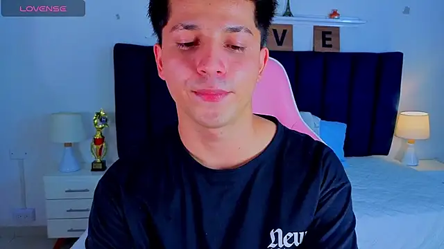 Issac_james_'s Live XXX Chat
