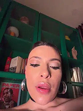 Ginevrafedez's Live XXX Chat
