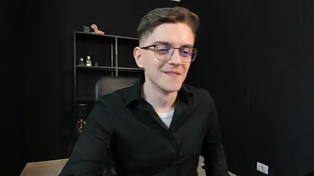 FelixStarkk 网络视讯表演