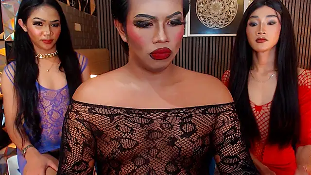 SeductiveTiara webcam show