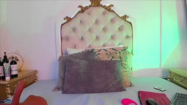 scarlett_smith_3's Live XXX Chat