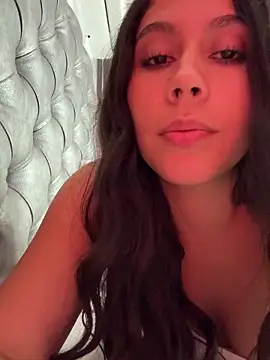 Chatroom XXX en direct de LauriLenix