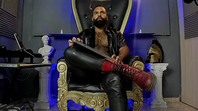BeardAndrew élő XXX-chatje