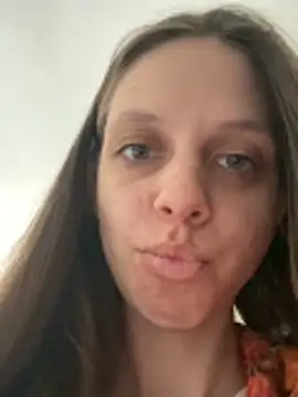 Korolevaaa11 라이브 XXX 채팅