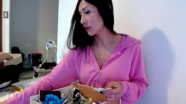 Doll_sary Adlı Modelin Canlı XXX Sohbeti