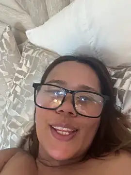 Chat +18 de SophiaQueens ao vivo