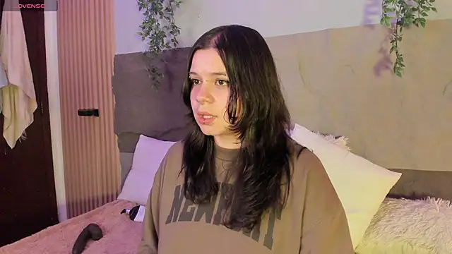 Mey_moon Chat XXX in diretta