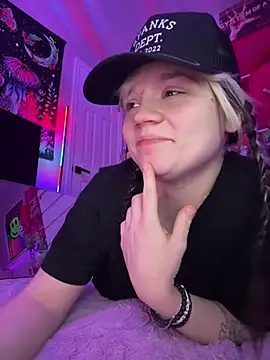 Cutiepiespanks élő XXX-chatje