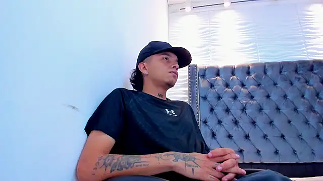 Joseph_vans2 Live XXX-Chat