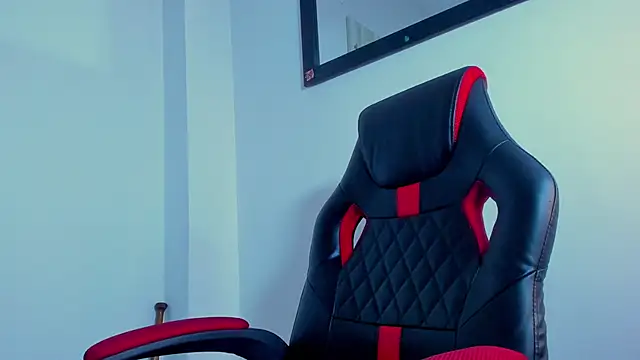 ryanlatiin – Naživo XXX chat