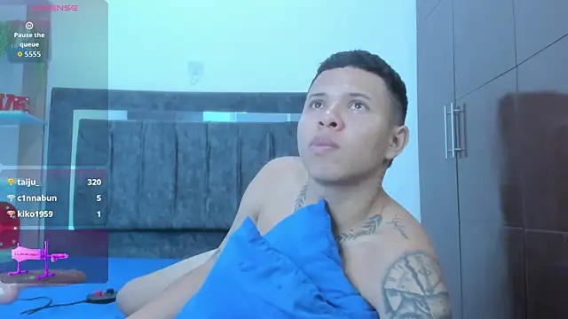 Steven_SkinnyBoy – Naživo XXX chat
