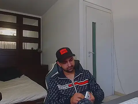 BryceReign – webcam-show
