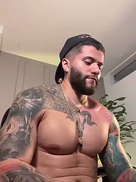 Frank_Farrell Live XXX-chat