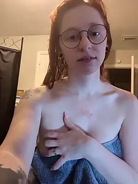 LilyFoxxx's Webcam Show