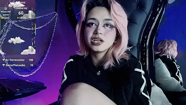 Chat XXX en directo de Navier__