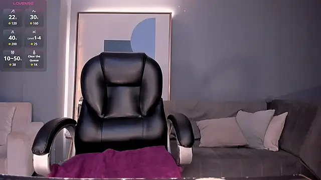 ArianaNova's Live XXX Chat