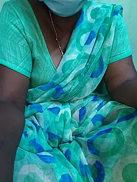XXX chat uživo modela Tamilselviroja-